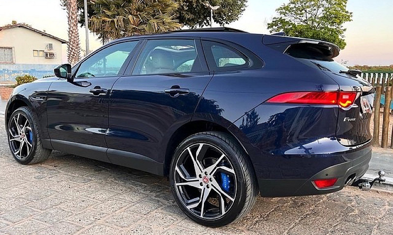 Jaguar F-Pace 2017 P...