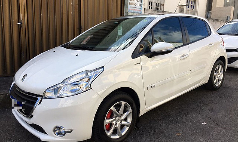 Peugeot 208...