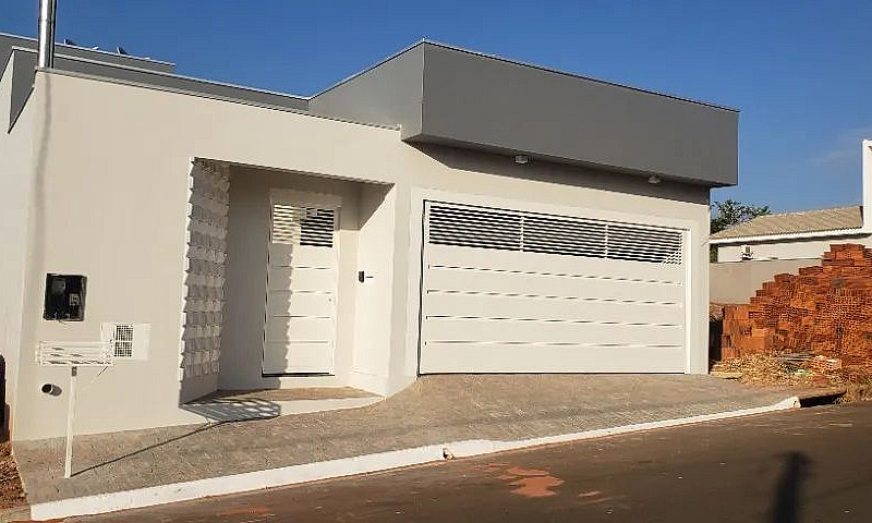 Imóvel Residencial À...