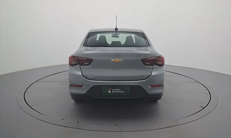 Chevrolet Onix Plus ...