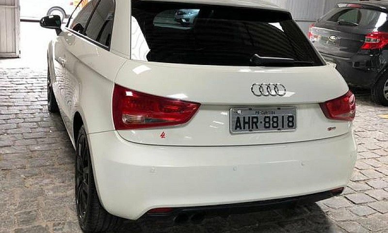 Audi A1 Impecável...