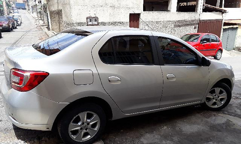 Renault Logan Dynami...