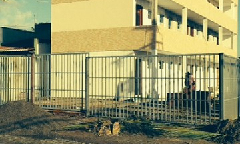 : Kitnet Com Garagem...