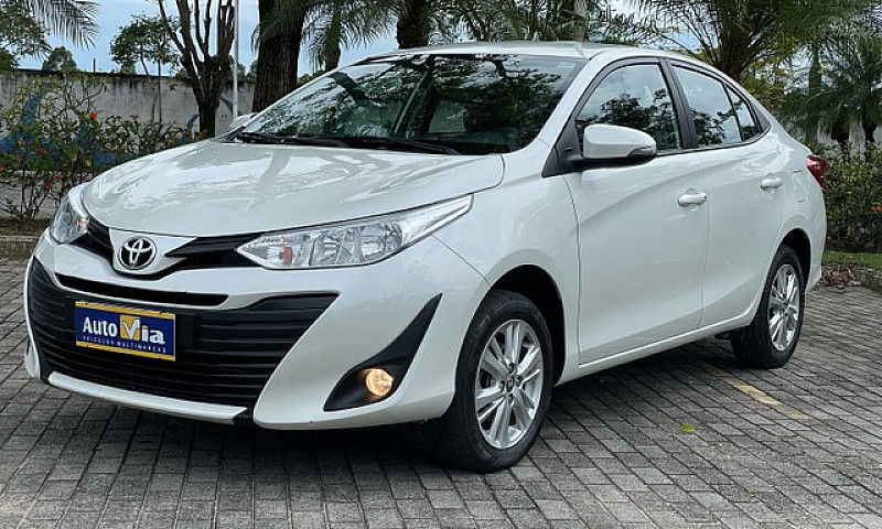 Toyota Yaris Xl Plus...