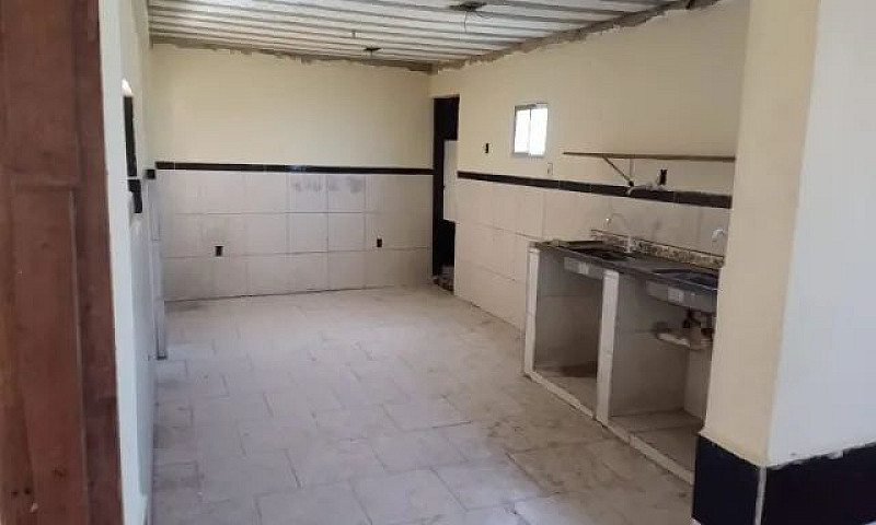Casa E Loja Em Xerem...