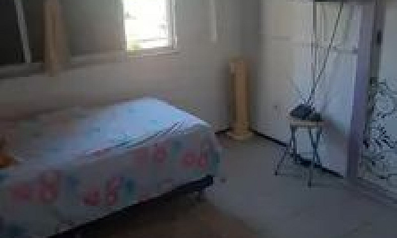Alugo Quarto P Mulhe...