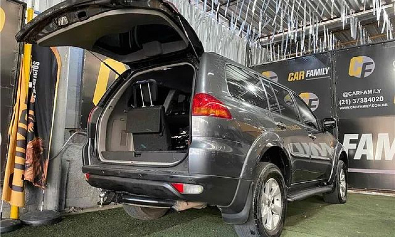 Mitsubishi Pajero Da...