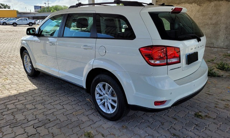 Dodge Journey Sxt 3....