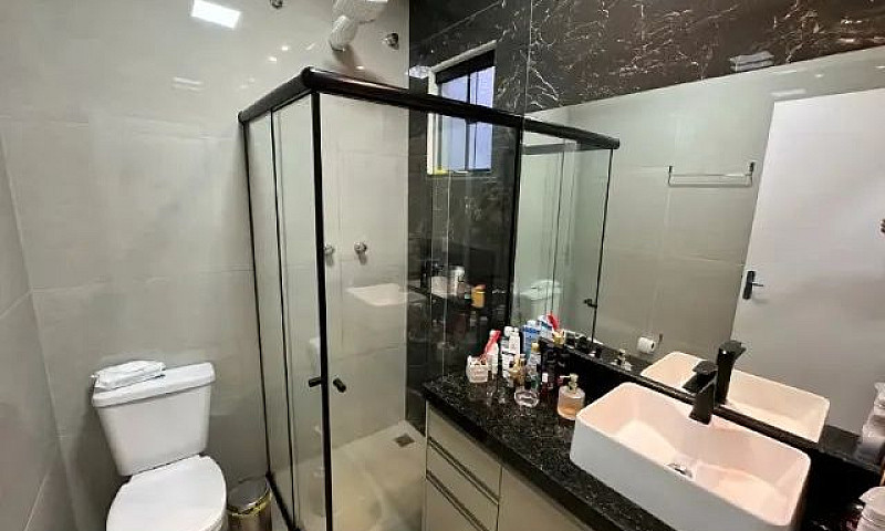 Casa A Venda Em Capi...