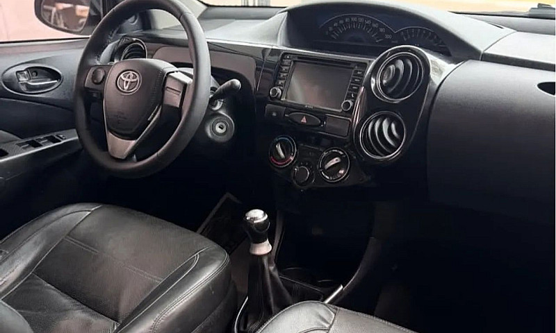 Toyota Etios Platinu...