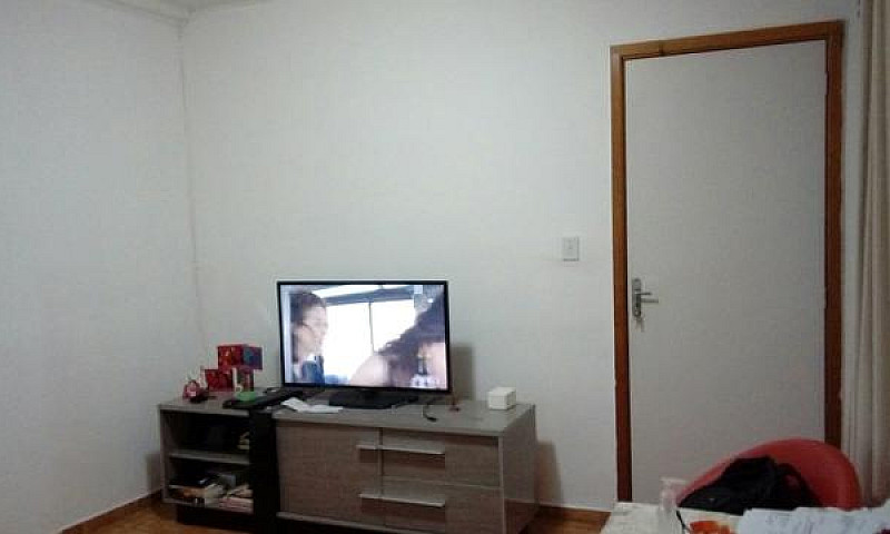 Alugo Apartamento...