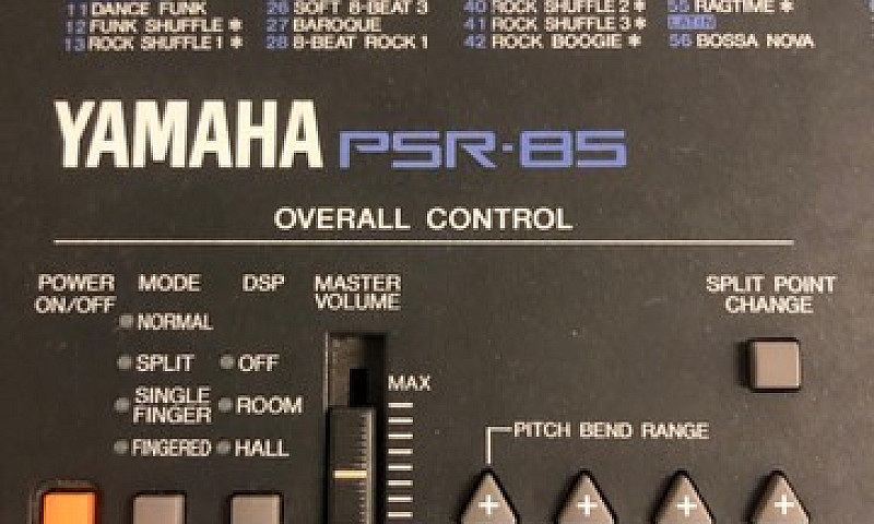 Teclado Yamaha...