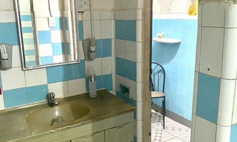 Ótima Casa Para Comé...