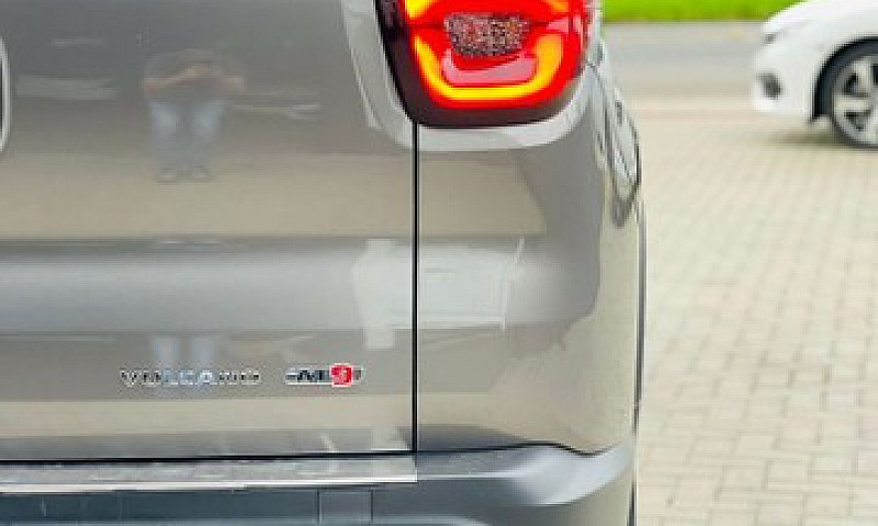 Fiat Toro Volcano 2....