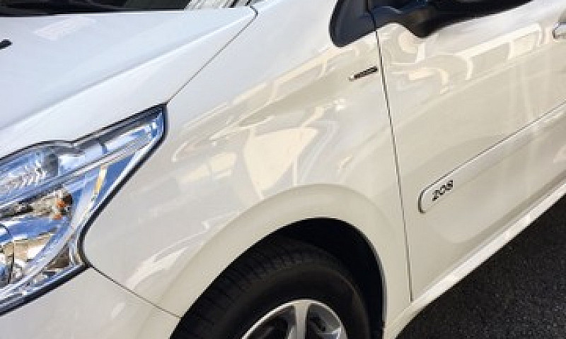 Peugeot 208...