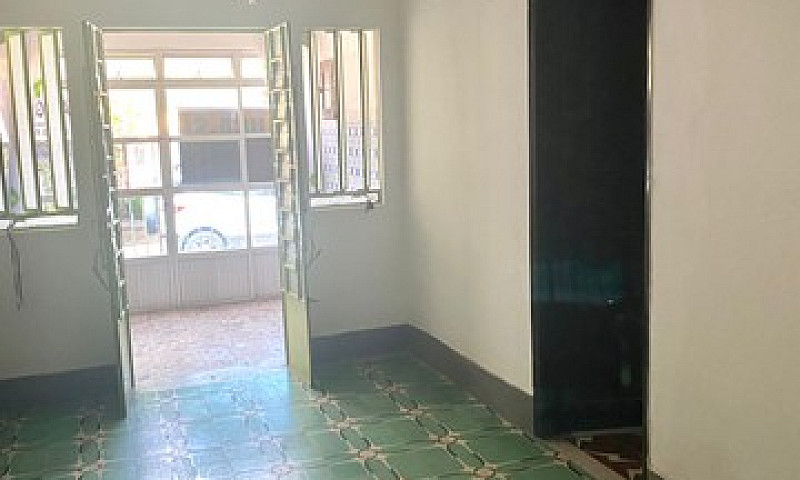 Ótima Casa Para Comé...