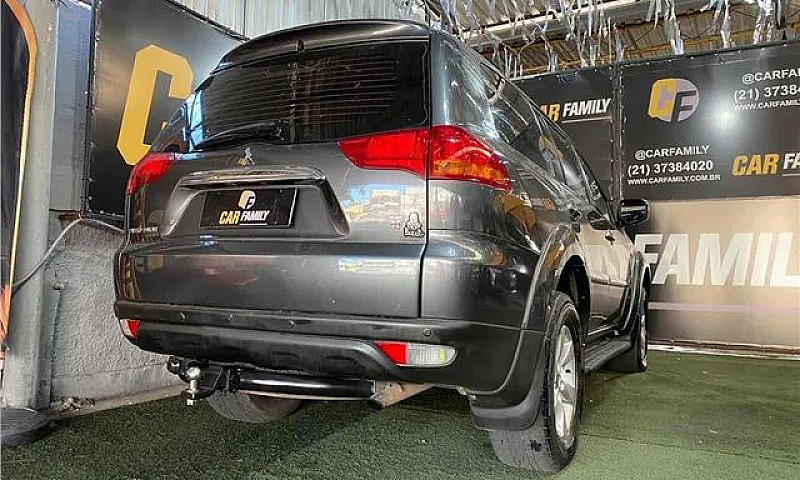 Mitsubishi Pajero Da...