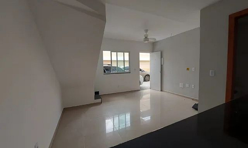 Casa De Condomínio P...