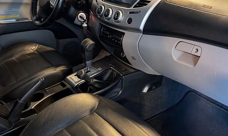 L200 Triton 2016...