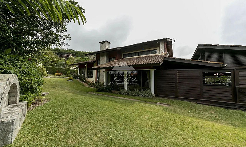 Casa Dentro De Condo...