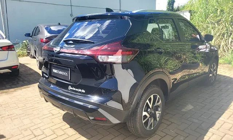 Nissan Kicks Sense 1...