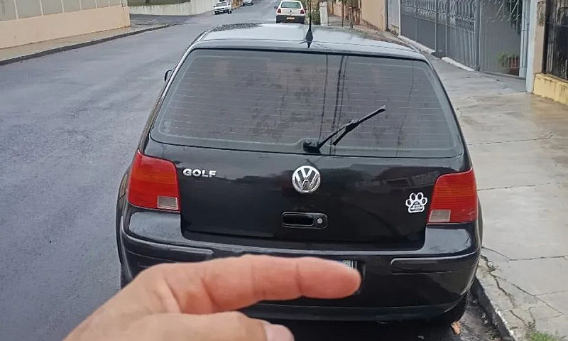 Volkswagen Golf 1.6 ...
