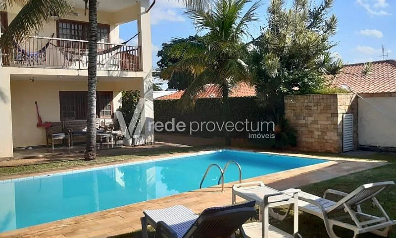 Sobrado À Venda E Lo...