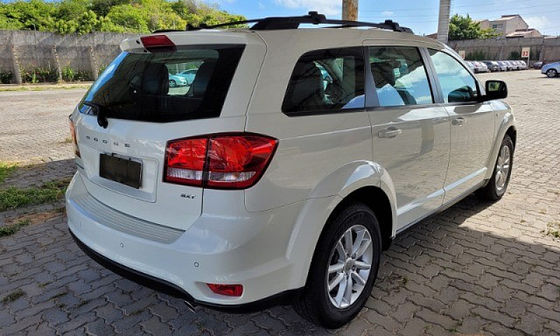 Dodge Journey Sxt 3....