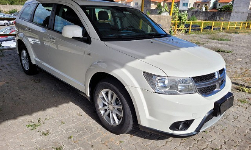Dodge Journey Sxt 3....