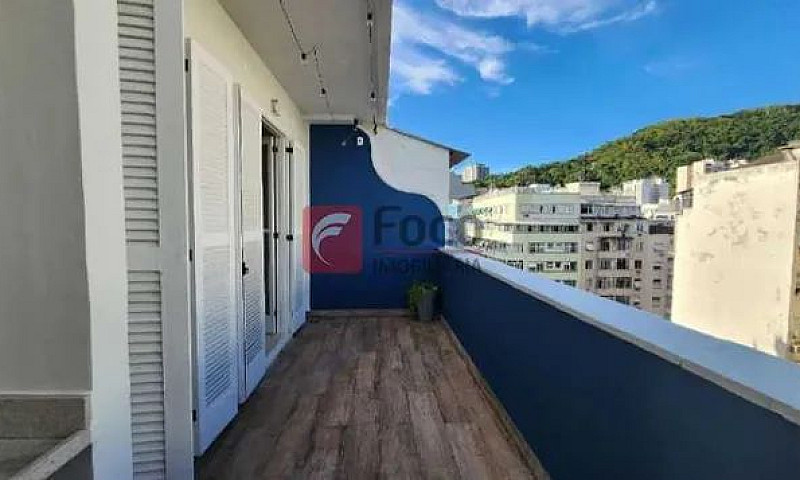 Apartamento-À Venda-...