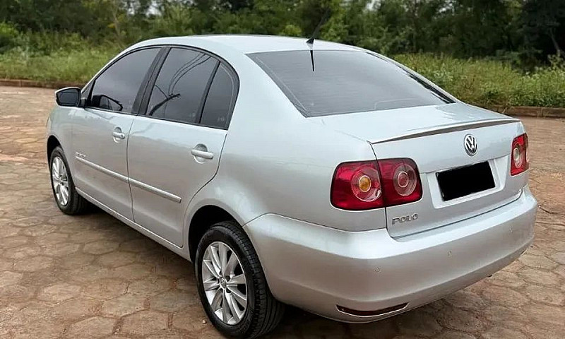 Volkswagen Polo Sed....