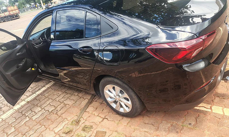 Chevrolet Onix Plus ...