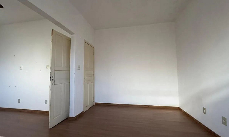 Casa Esquina Av Cont...