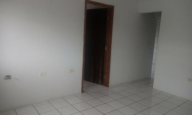 Alugo Casa 650,00...