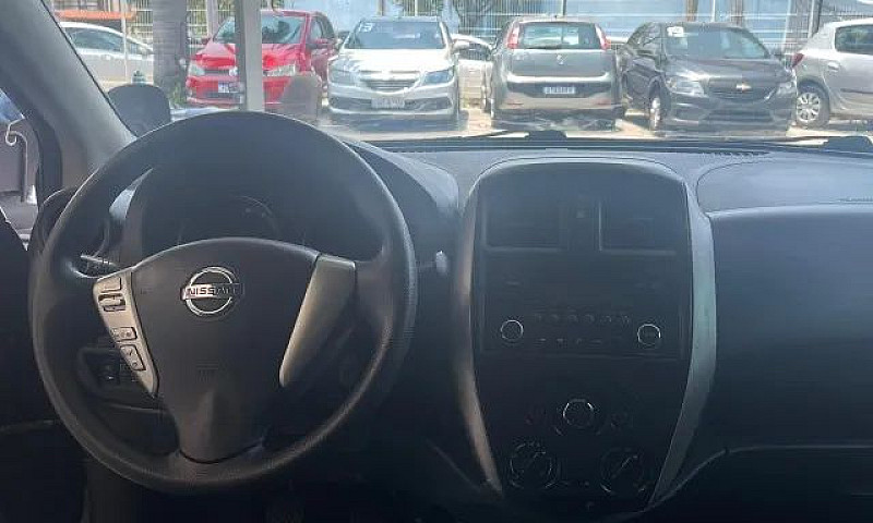 Nissan Versa 2018 Co...