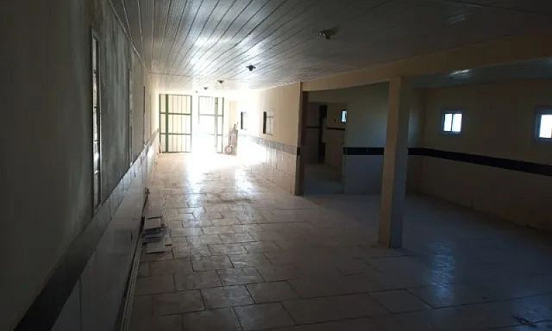 Casa E Loja Em Xerem...
