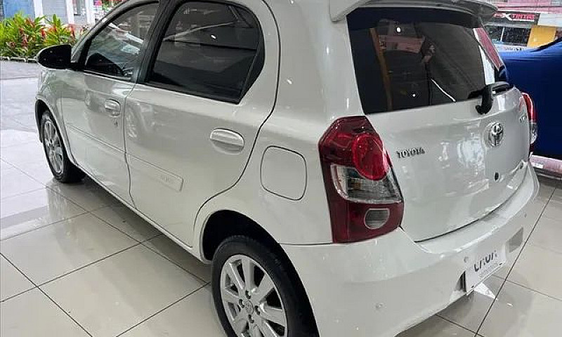 Toyota Etios 1.5 X P...
