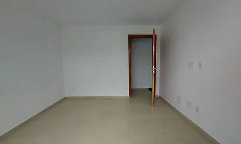 Casa De Condomínio P...