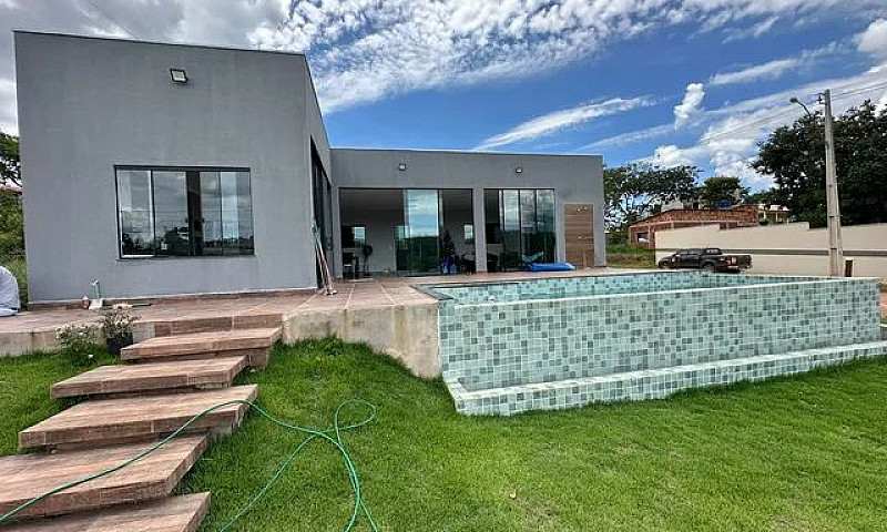 # Casa A Venda No La...