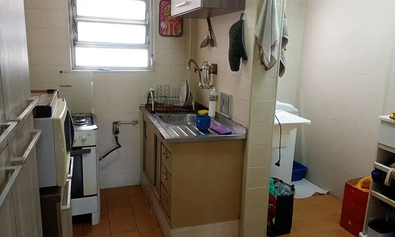 Apartamento Metrô Sã...