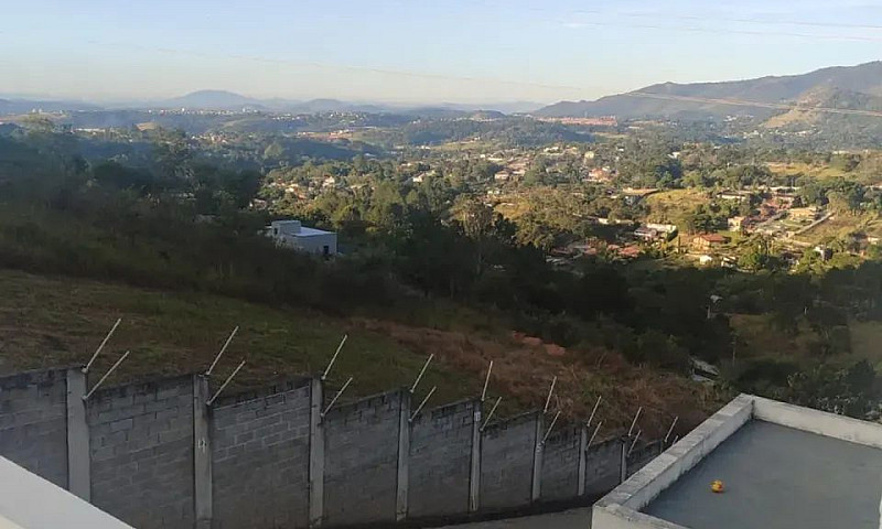 Casa De Condomínio P...