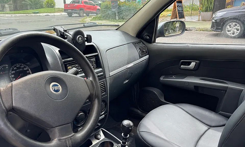 Fiat Palio Weekend E...