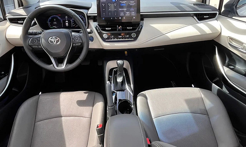 Toyota Corolla Altis...