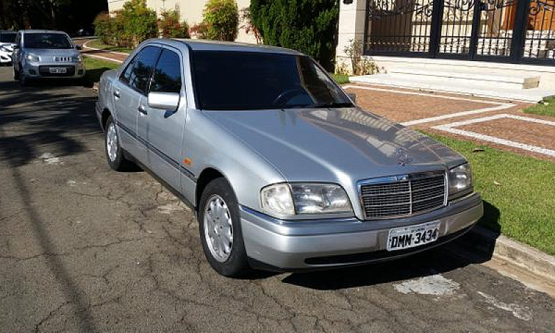 Mercedes C-280 V6 Co...