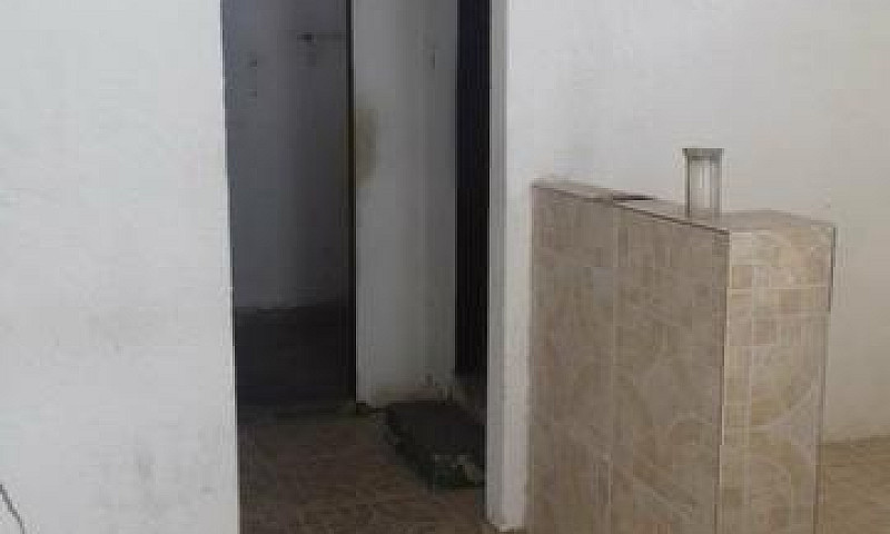 Vendo Casa Cajazeira...