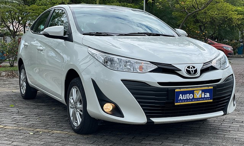 Toyota Yaris Xl Plus...