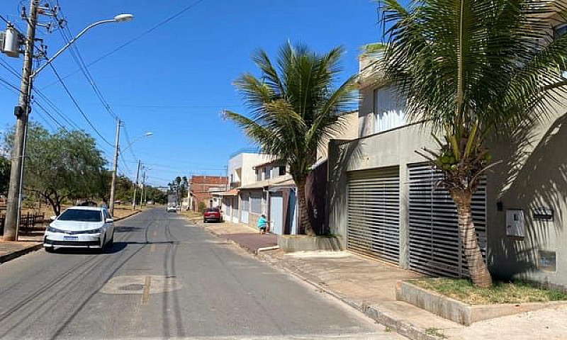 Linda Casa A Venda N...