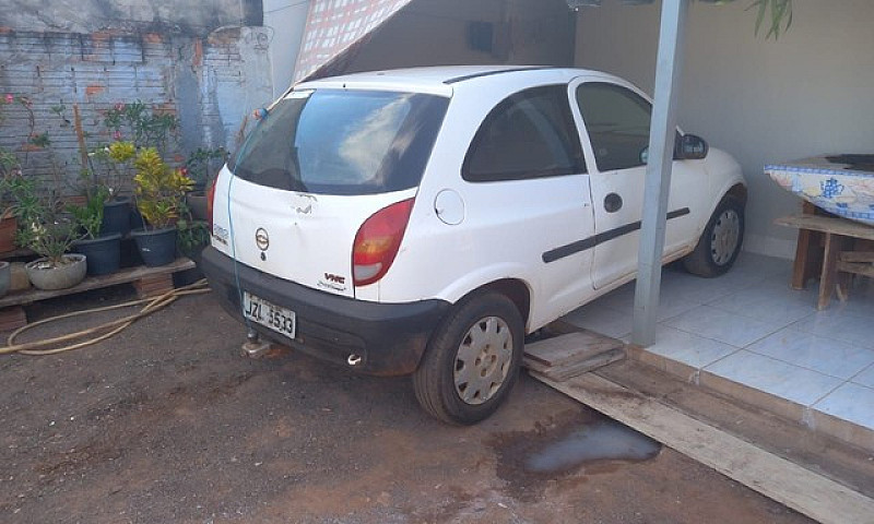 Vendo Celta Ano 2001...