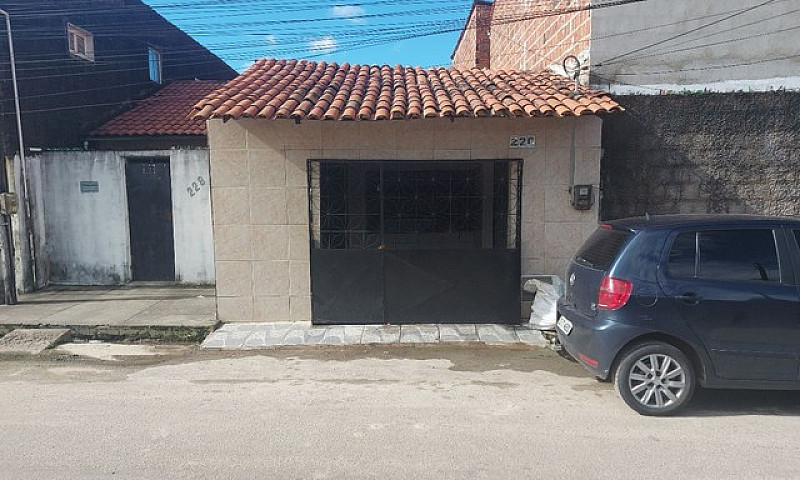 Casa A Venda...