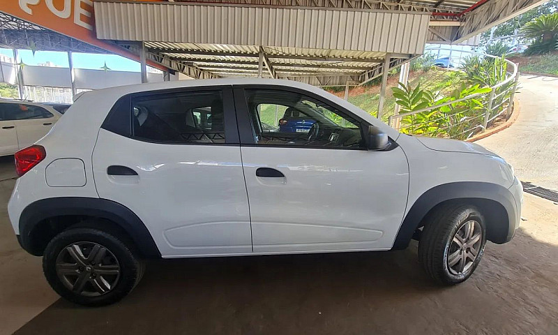 Renault Kwid Zen 1.0...